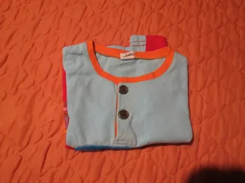 T-shirt taille 23 mois garçon