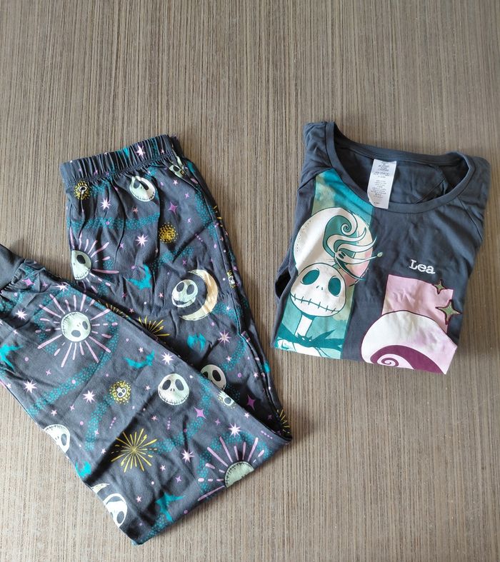Superbe pyjama L'étrange Noël de Mr Jack De Tim Burton Disney 🩵 - photo numéro 1