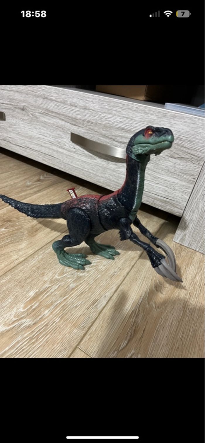 Therizinosaurus jurassic world