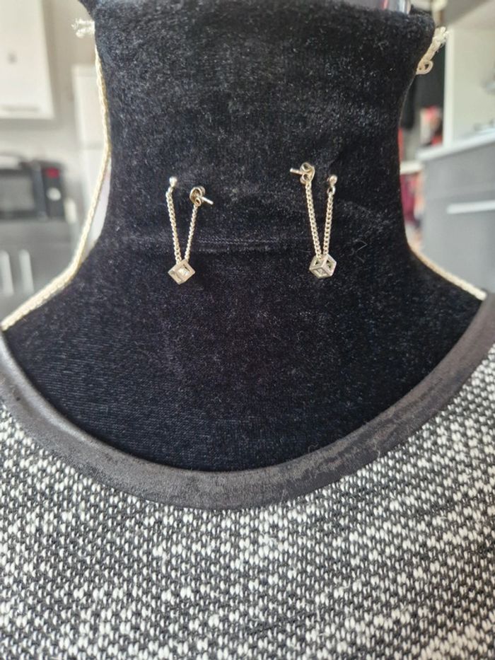 Sublime petites boucles d'oreilles femme