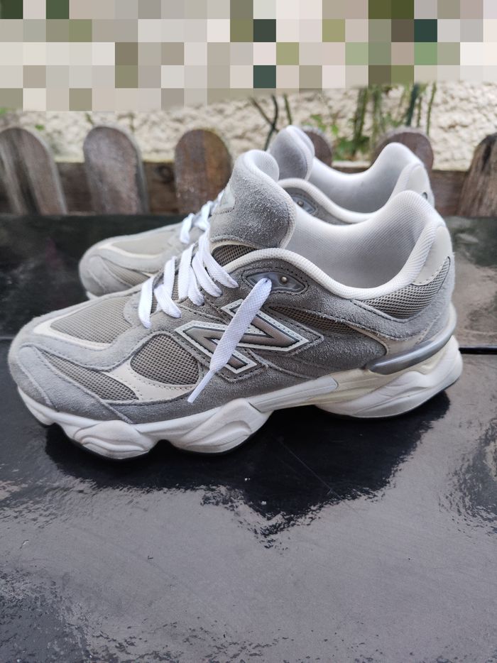 Vend New Balance 9060  acheter en janvier 2025 154,90€ très bon. État preuve de l' achat si besoin - photo numéro 2
