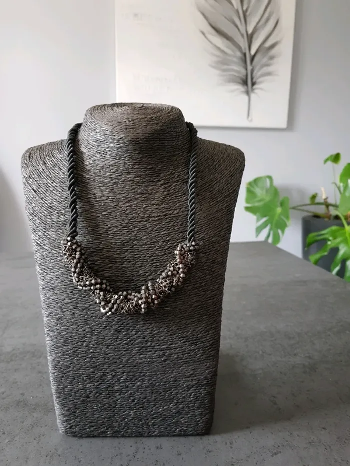 Collier fantaisie - photo numéro 2