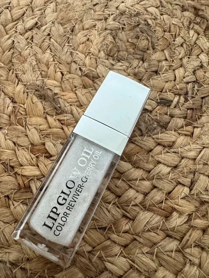 Lip glow oil color reviver-cherry oil