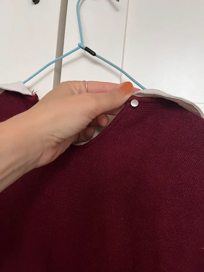 Pull bordeaux col et fausse chemise en bas - photo numéro 5