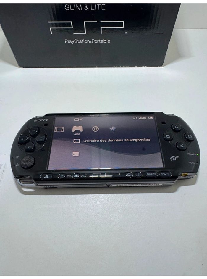PlayStation Portable PSP E3004 Édition Gran Turismo - photo numéro 4