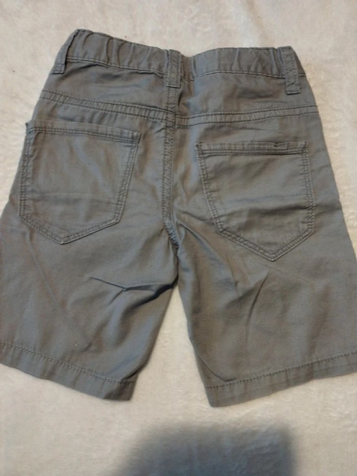 Short 5 ans - photo numéro 2