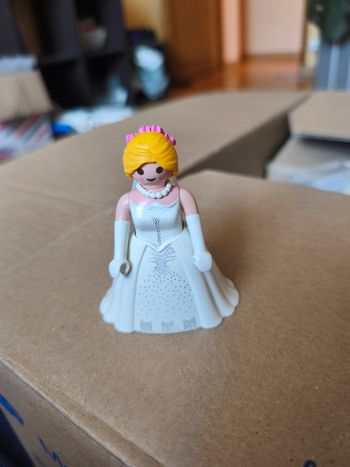 Figurine mariée