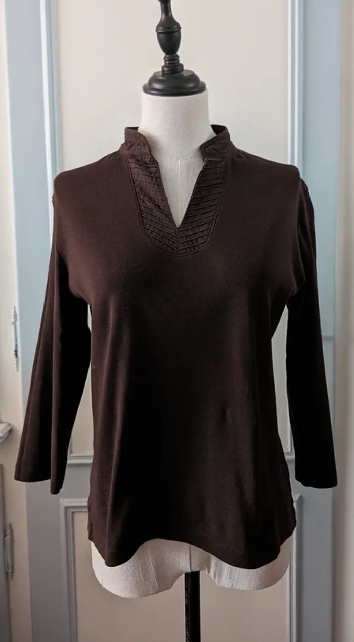 T-shirt Armand Thiery, taille 38