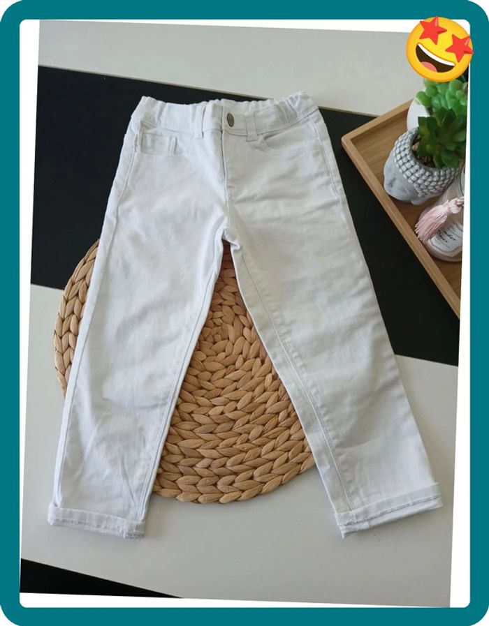 Jeans blanc Neuf Fille Taille 6 ans🌿💝 - photo numéro 3
