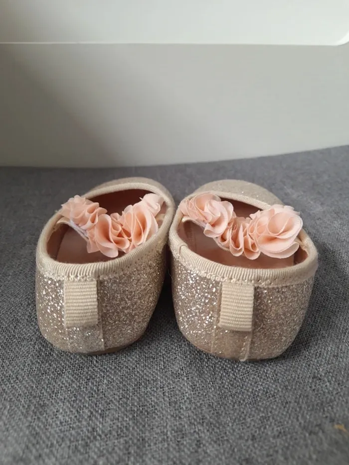 Ballerines fille H&M Pointure 20/21 - photo numéro 4