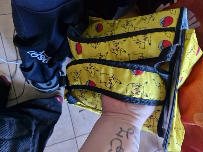 Sac isotherme pikatchu pokemon