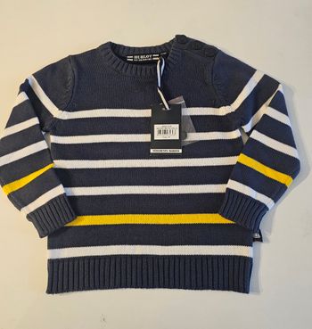 Pull enfant hublot neuf
