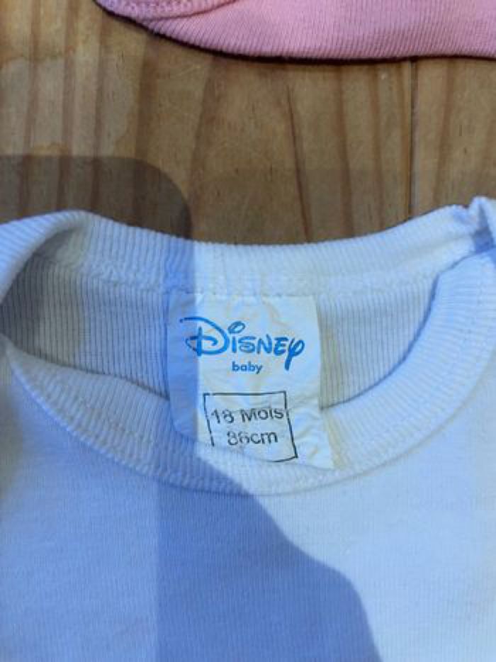 Lot de 5 bodies 18 mois - photo numéro 4