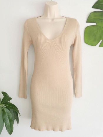Robe moulante beige côtelée Stradivarius Taille S