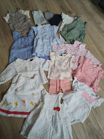 Lot de vêtements bébé fille 1 mois