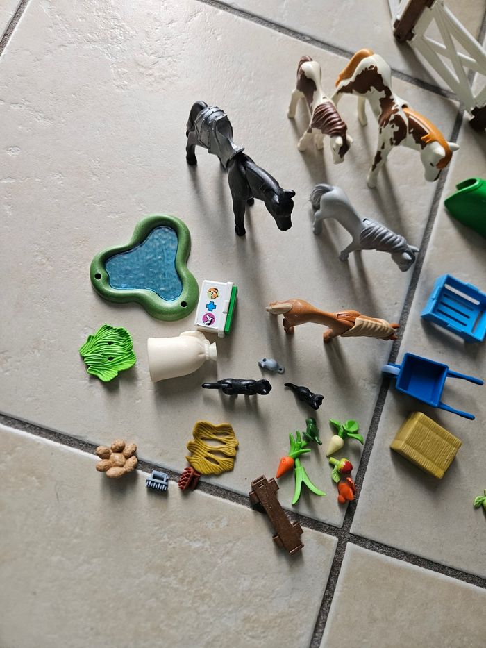 Poney Club + van Playmobil - photo numéro 2