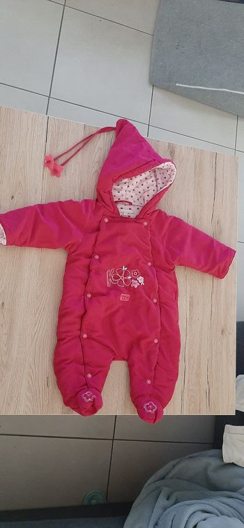 Combinaison 9 mois avec pieds