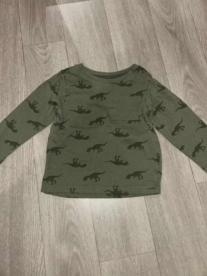 Tee shirt