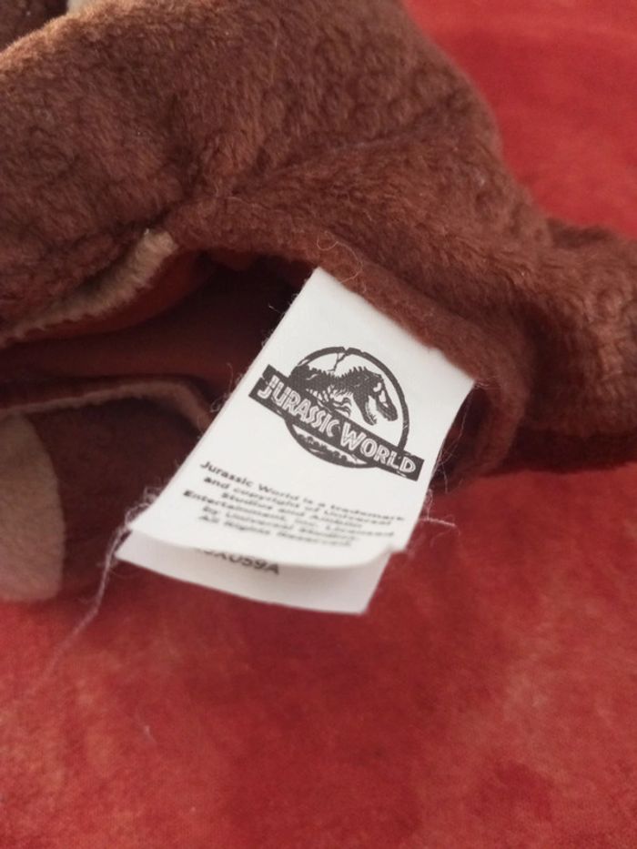 Lot de 2 peluches marionnettes Jurassic World - photo numéro 10
