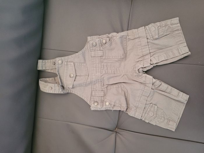 Salopettes 3mois - photo numéro 2