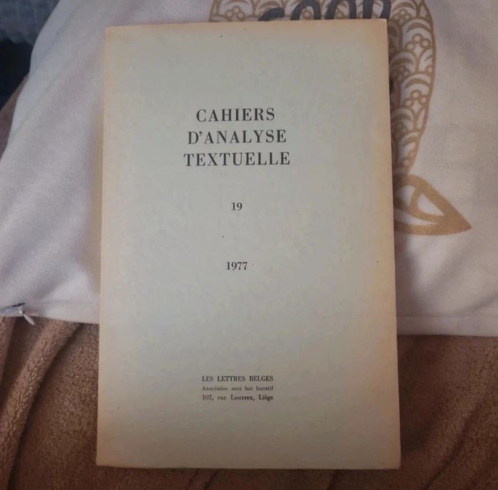 Cahier d'analyse textuelle numéro 19