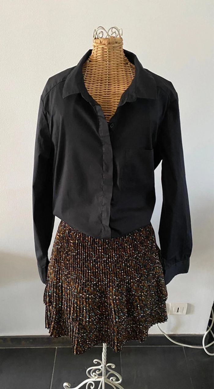 Chemise H&M taille 36 noire stretch cintré manches longues - photo numéro 5