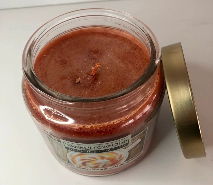 Bougie Yankee Candle caramel neuve - photo numéro 3