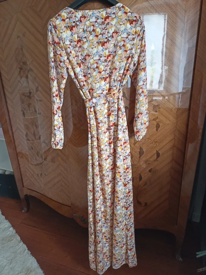 Très belle robe portefeuille multicolore - photo numéro 3
