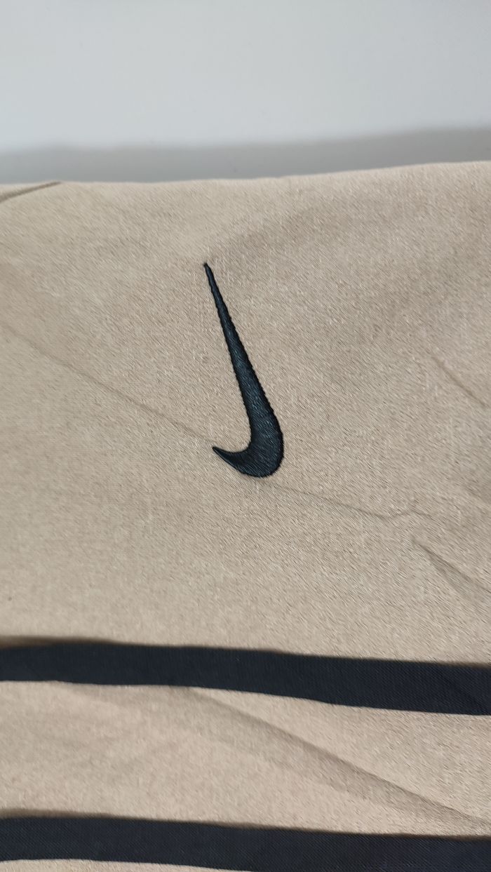 Vêtement Homme Sweatshirts Sweats pull à capuche beige Nike therma-fit taille L #Retrostreet - photo numéro 4