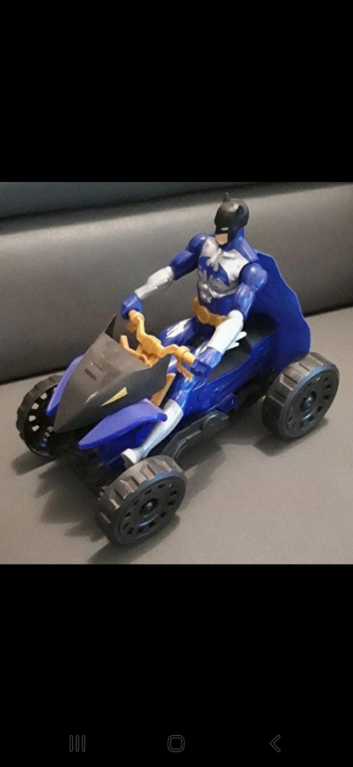 Figurine batman articulée 30cm + quad unlimited - photo numéro 3
