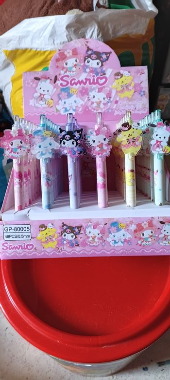 Prix à l'unité stylo hello kitty