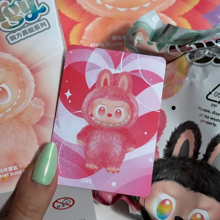 Labubu love - The monsters - Big into energy BIE - Popmart - photo numéro 2