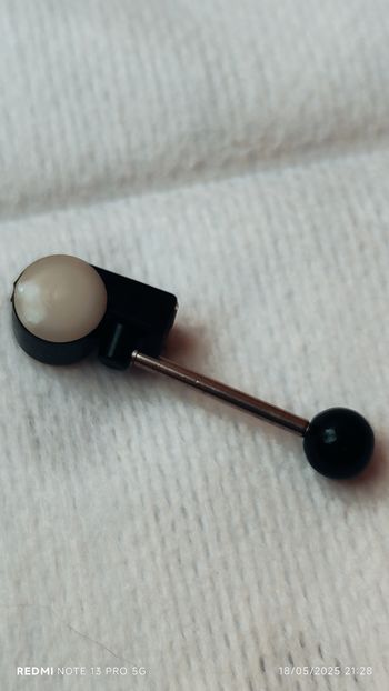 Piercing langue sifflet acrylique neuf