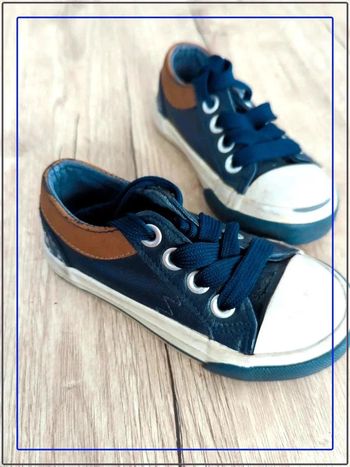 Basket basse taille 23