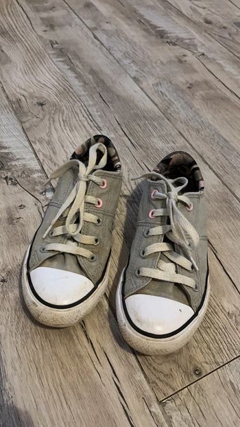 Converses basses grises