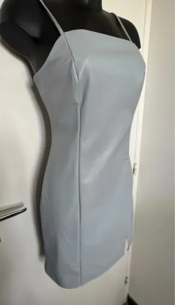 Robe simili cuir neuve taille M