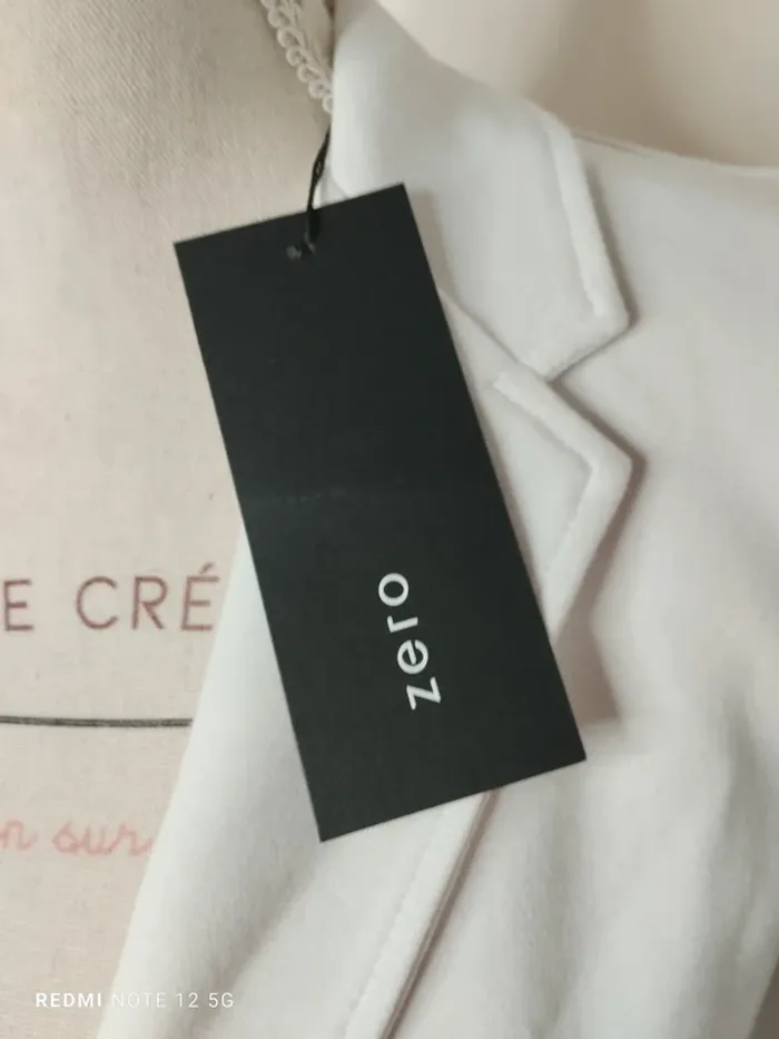 Magnifique Blazer Zero taille 34 - photo numéro 3