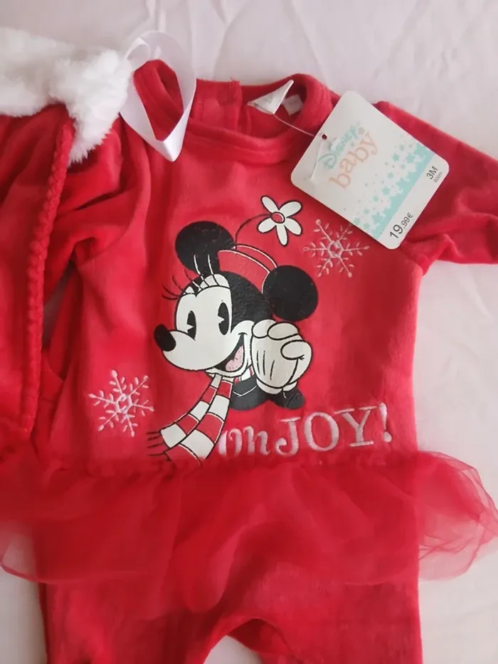 Pyjama de Noël 🎅🎄 neuf 3 mois - photo numéro 2