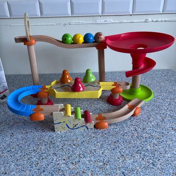Circuit à billes en bois musical Playtive de Lidl