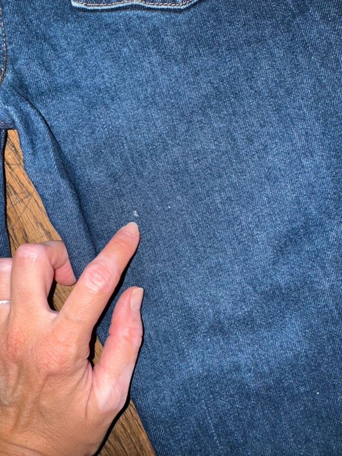 Jeans theory  Taille 24 us Valeur 275 euros - photo numéro 5