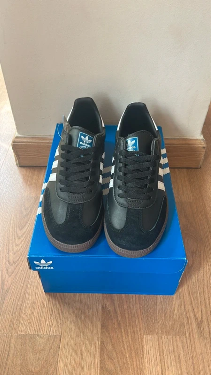 Baskets Adidas - photo numéro 4