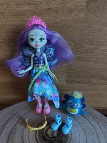 Poupée Enchantimals " Paon " , très bon état