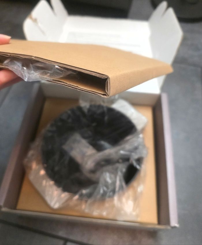 Cocotte en fonte beige 3 litres neuve - photo numéro 4