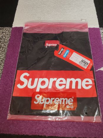 T-shirt supreme noir pour femme