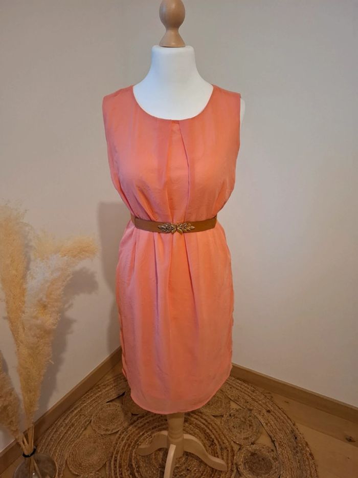 Robe fluide à motifs rose/corail LC Waikiki taille M 38 - photo numéro 8