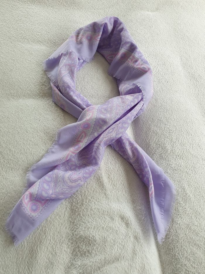 Grand foulard carré vintage