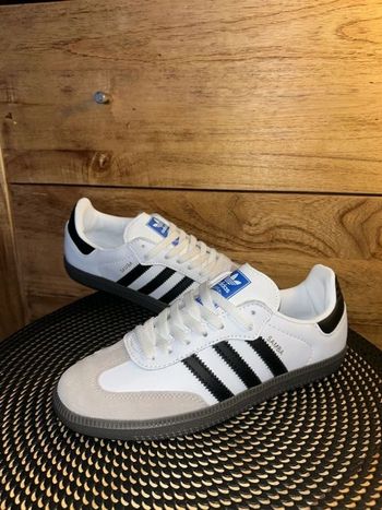 adidas Originals samba OG    38