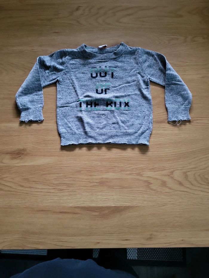 Pull gris
