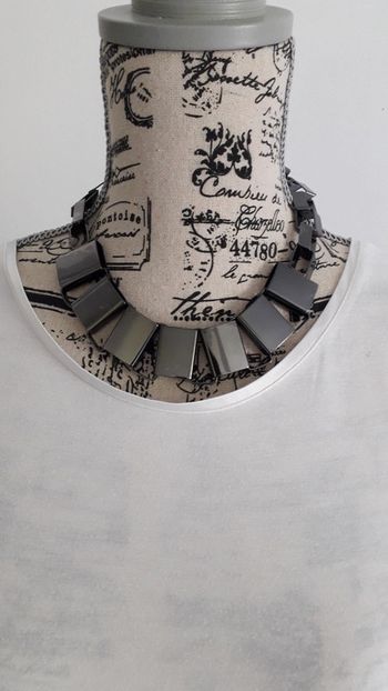 Collier argenté mango