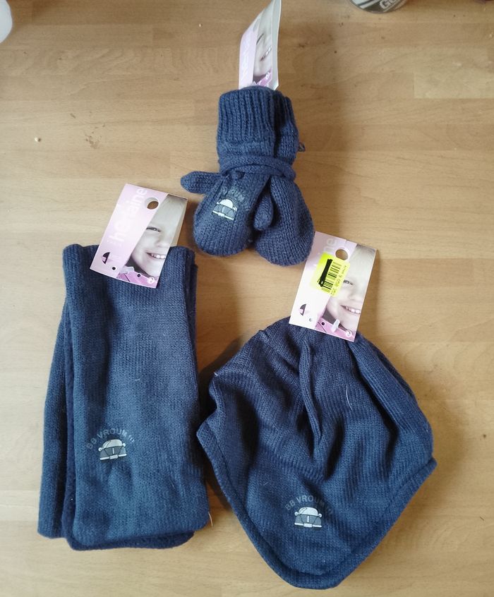 Bonnet, écharpe et gants